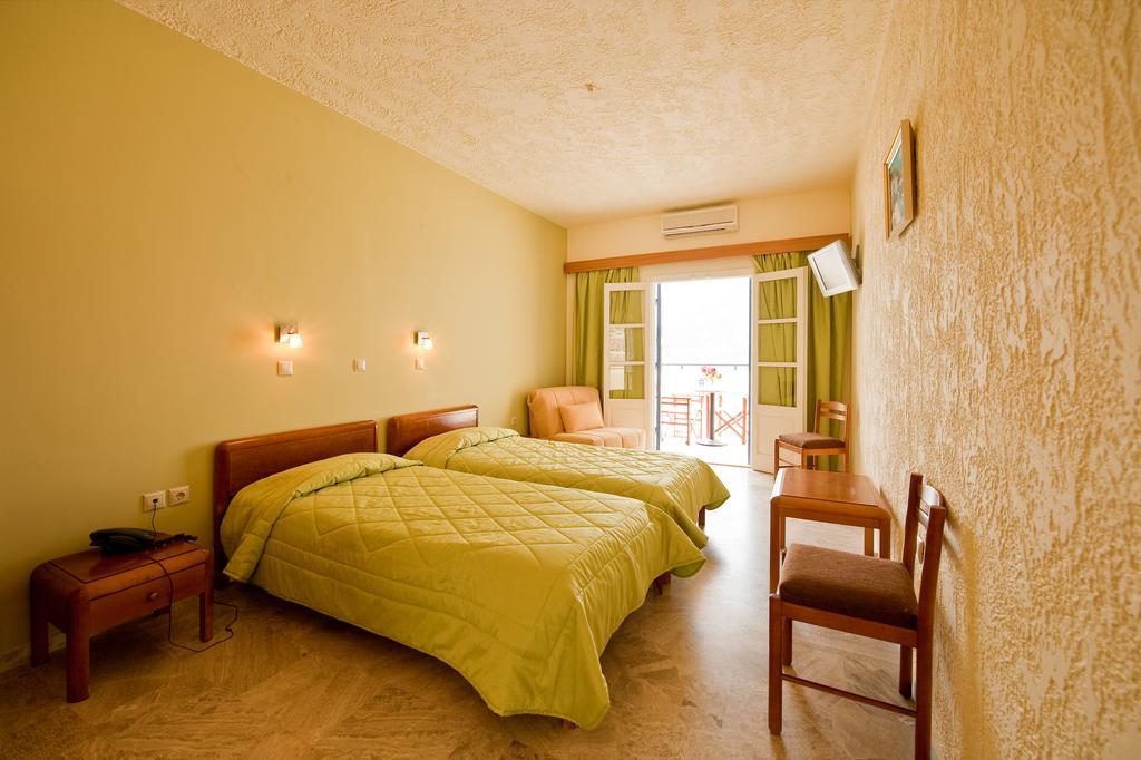 Hotel Philoxenia Masouri Rum bild