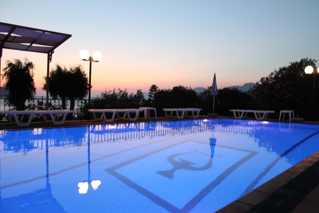 Hotel Philoxenia Masouri Exteriör bild
