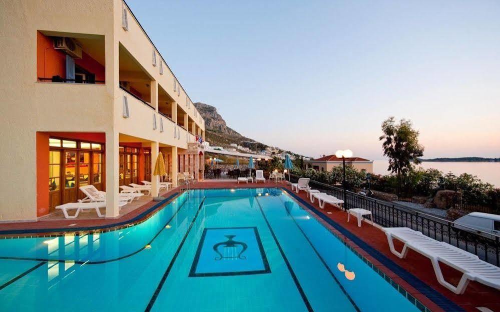 Hotel Philoxenia Masouri Exteriör bild